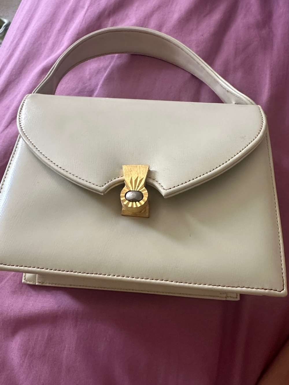 Vintage cream leather purse gold accent lock